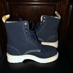 Dr martens uk 3 women’s size 5